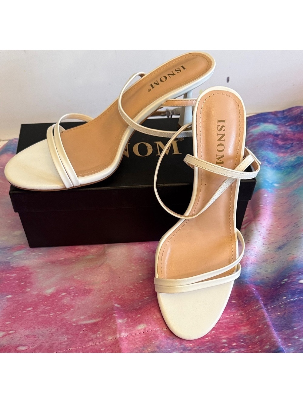 Insomi White Strappy Mid-Heel Sandals 9.5
